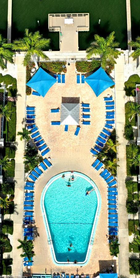 Barefoot Beach Resort Clearwater Beach Exteriör bild