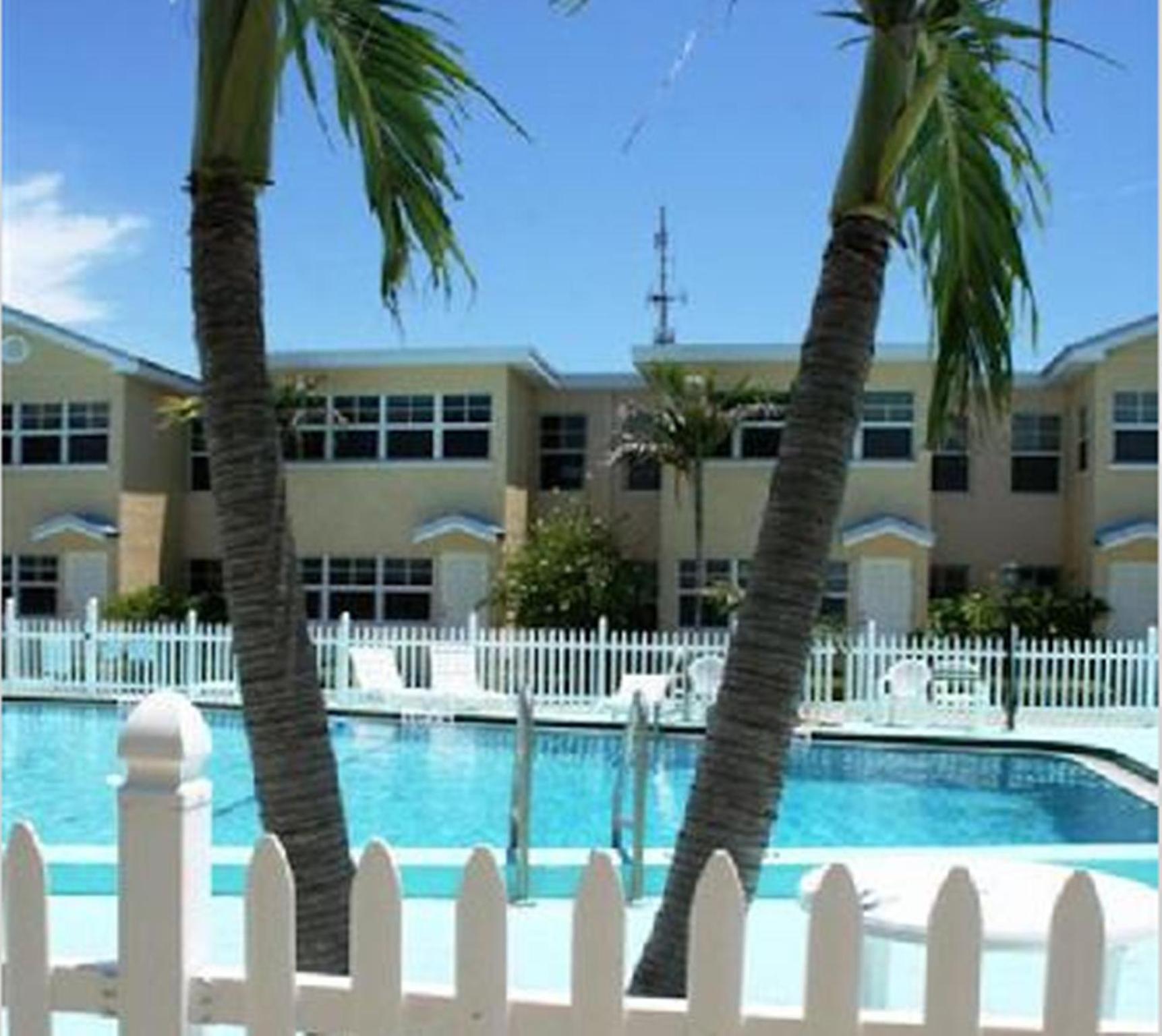 Barefoot Beach Resort Clearwater Beach Exteriör bild